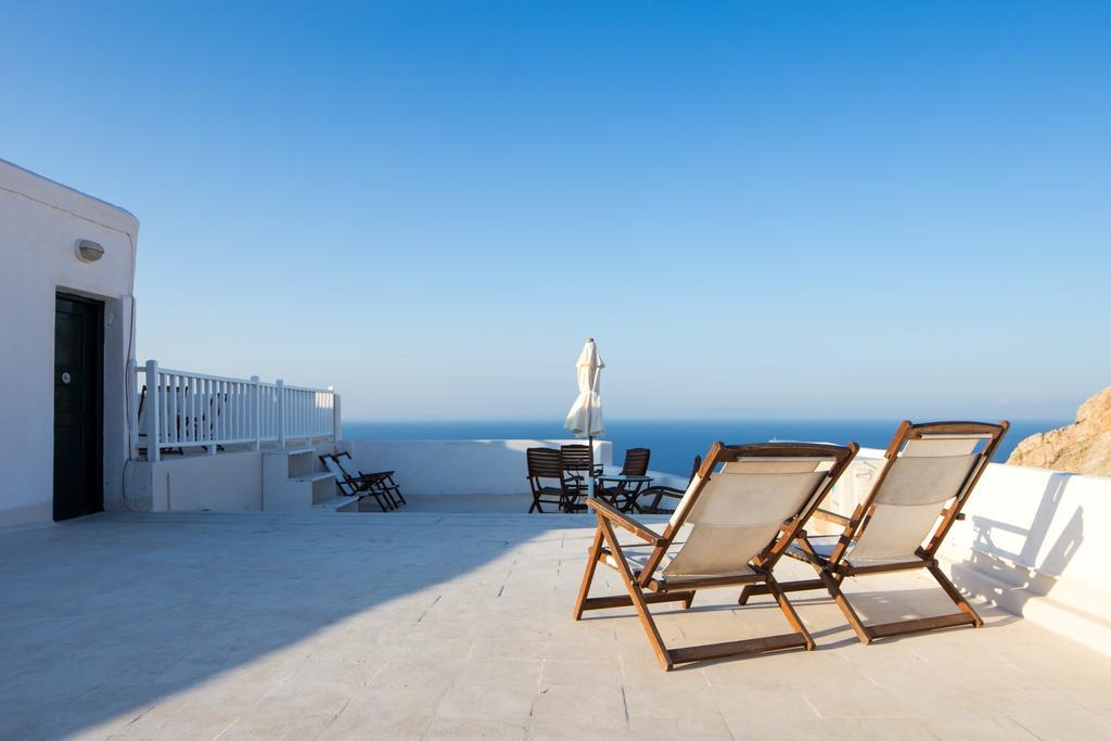 Castro Hotel Folegandros Island Exterior photo
