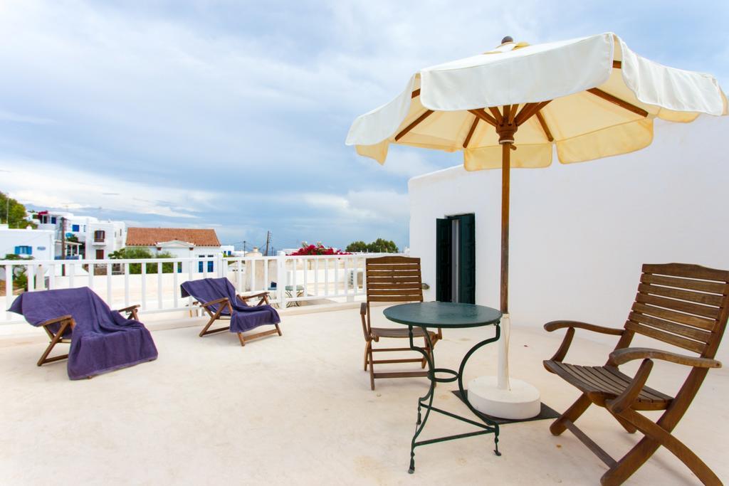 Castro Hotel Folegandros Island Exterior photo